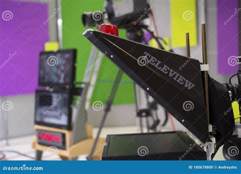 Teleprompter Definition 的图像结果