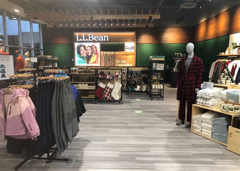 L.L.Bean Continues Canadian Expansion with 1st Toronto Store [Photos]