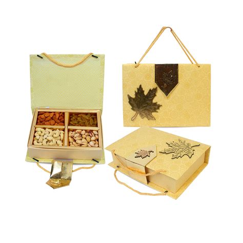 SAPPHIRE FOODS Christmas Gift Hampers Dry Fruit Gift Pack Christmas ...