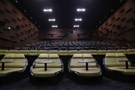 Look Cinemas Is The Newest Dine-In Theater Coming To NYC