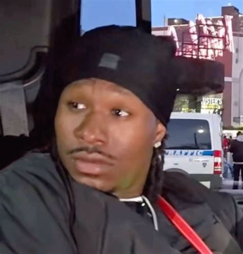 Pin by Kels Davis on Memes | Funny celebrity pics, Mood humor, Reaction ...