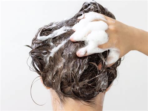 The 10 Best Shampoos for Oily Hair of 2021