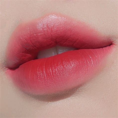 Korean Lips - Asian Gradiant lips | Glossy lips makeup, Lip makeup ...