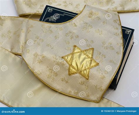 Star of David French Tapestry Cloth Over Bible . Stock Image - Image of ...