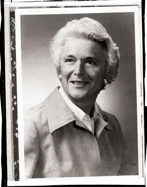 Barbara Bush's Life in Photos - Pictures of Young Barbara Bush to Now
