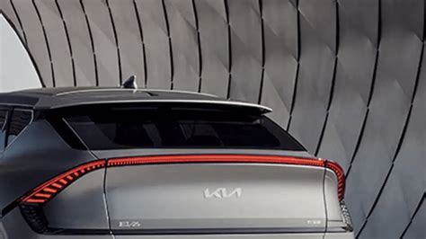 Connected LED Tail Lamps with Sequential Indicators - EPITOME