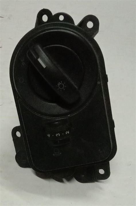 6N2913A024AA Lightening Switch Fiesta – CarTrends