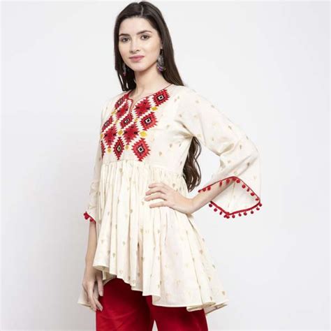 Women Off-White & Red Printed Tunic