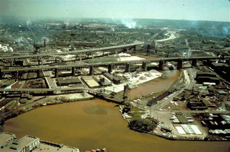 Pollution 的图像结果