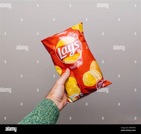 Lays potato chips bag nutrition hi-res stock photography and images - Alamy