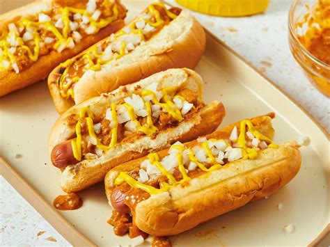 Detroit-Style Coney Dogs - RecipeWikki