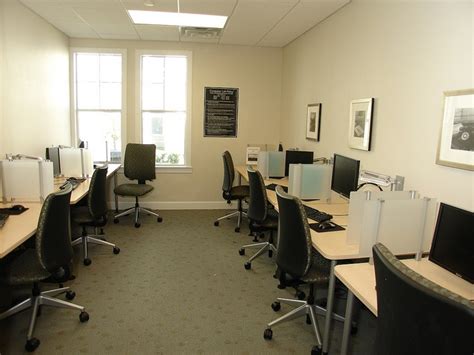 Computer Room Steps 的图像结果