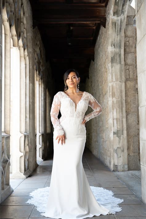 Essense Of Australia Lenexa