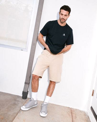 Converse Clothing: Streetwear & Lifestyle. Converse.com