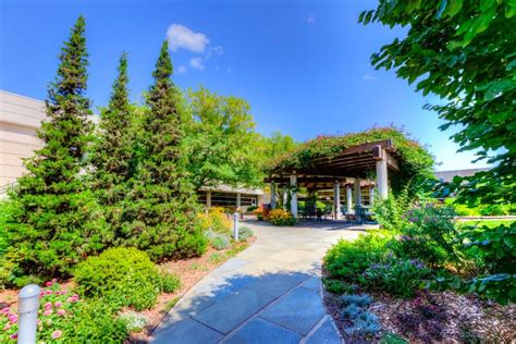 Frankenmuth Insurance office photos