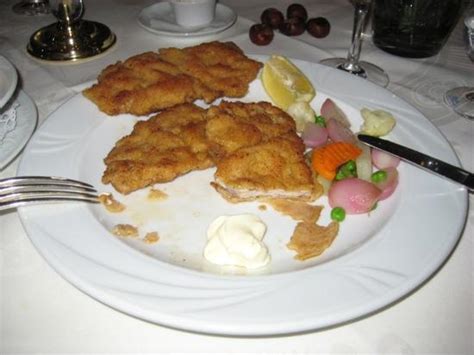 HOTEL & GASTHAUS SCHWANEN (Weil am Rhein) - Hotel Reviews, Photos, Rate ...