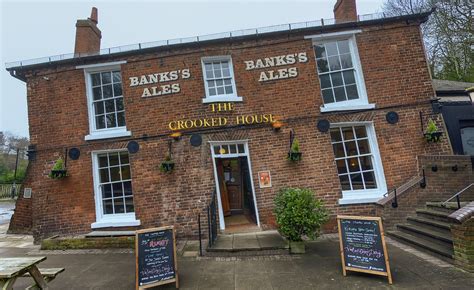 The Crooked House - Himley - See Inside with their Virtual Tour