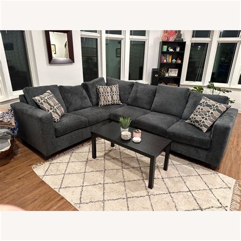 Bob's Discount Grey Sectional Couch - AptDeco