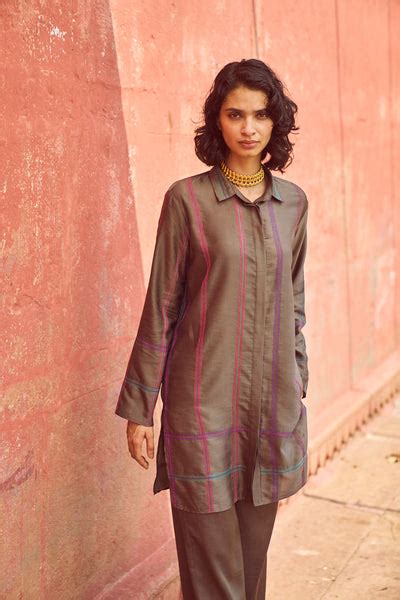 dash and dot: Women's Tops Online - T-shirts, Shirts & Tops For Women