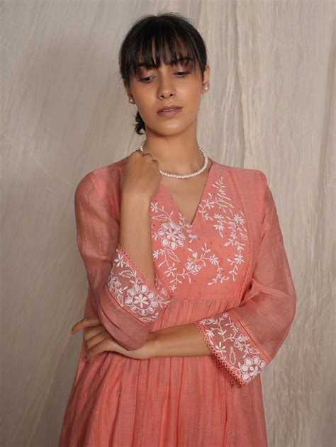 Buy Peach Chikankari Chanderi Asymmetric Kurta | 23SSPPKU012/PNP7 | The ...