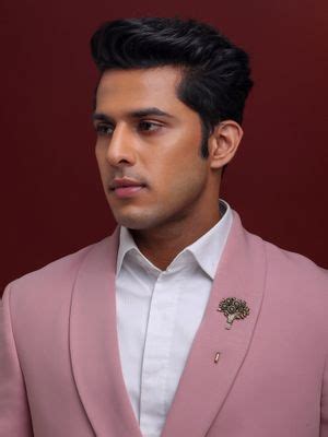 Buy Cosa Nostraa Floral Love Lapel Pin Online