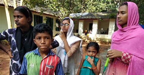 Kerala floods: At Malappuram mosque sheltering Muslims and Hindus, Eid ...