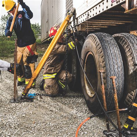 Vehicle Extrication Paratech Struts 的图像结果