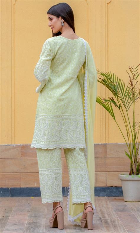 PASTEL GREEN CHIKANKARI KURTA – House Of Jamoti