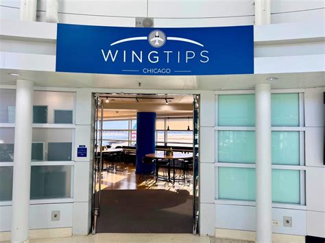 Wingtips Lounge Chicago ORD AIRPORT Terminal 5 O'Hare International ...