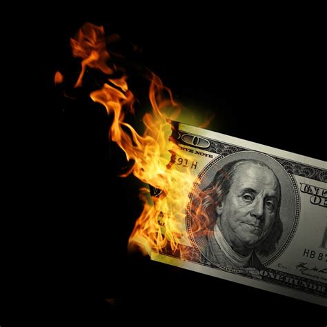 3d Wallpaper Money On Fire - Money Benjamin Franklin Burn - 2048x2048 ...