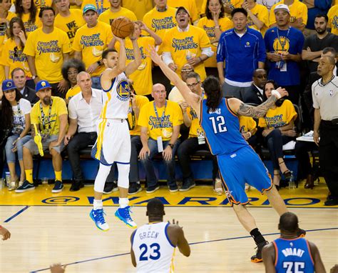 Comparisons? Golden State Warriors Are Playing a Different Game - The ...