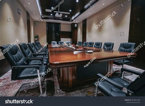 Board Room Meeting 的图像结果