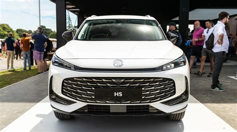 MG HS 2nd-Gen Unveiled at Goodwood Festival of Speed