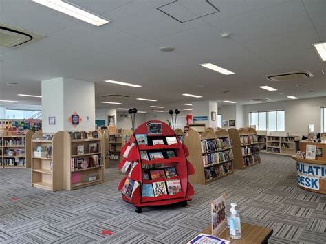 Library - International School of the Sacred Heart