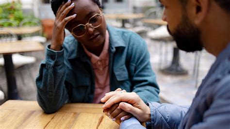 Help Someone 的图像结果