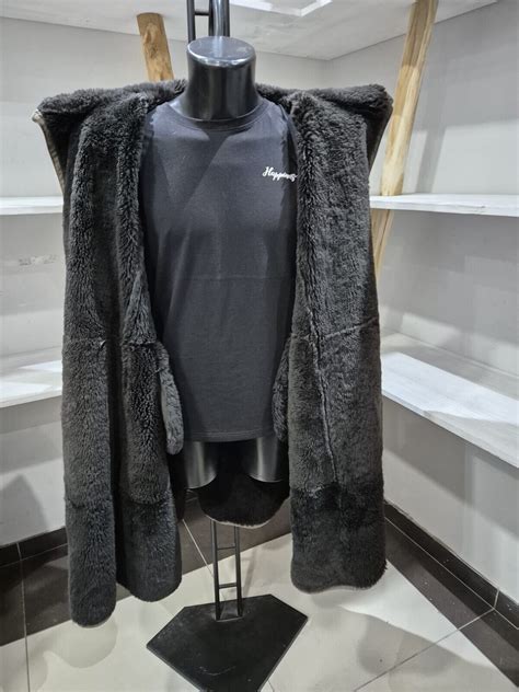 Valentino Cuir de Mouton D'Occassion Pre-owned Femme Taille 42 Gris XYR432L | eBay