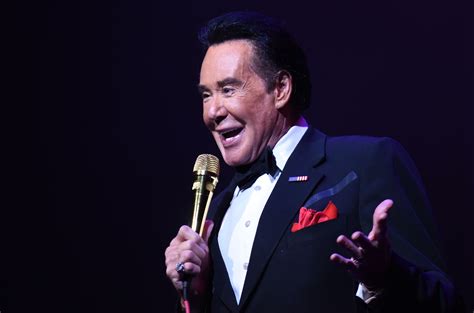 Who Discovered Wayne Newton