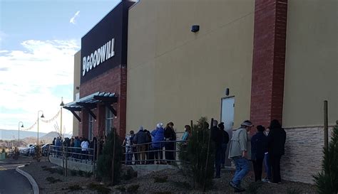 WILLOW LAKE - GOODWILL - RETAIL STORE AND DONATION CENTER - Prescott AZ ...