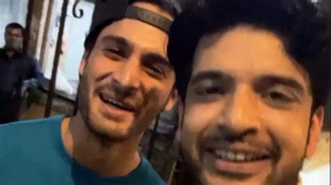 Karan Kundrra and Umar Riaz have a fun reunion after Bigg Boss 15 ...