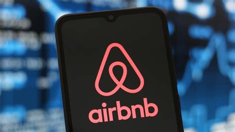 Airbnb shares pop 15% on better-than-expected earnings and revenue ...