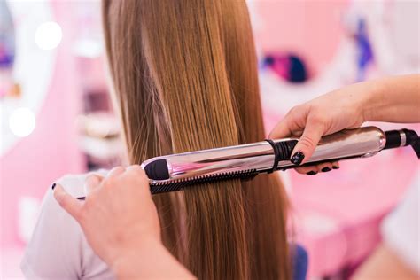 Struggling with heat damaged hair? Dermat shares how to protect it from ...