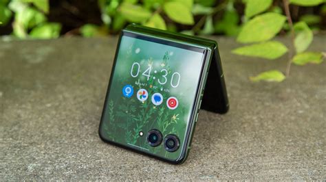 Modern Android Phone 的图像结果