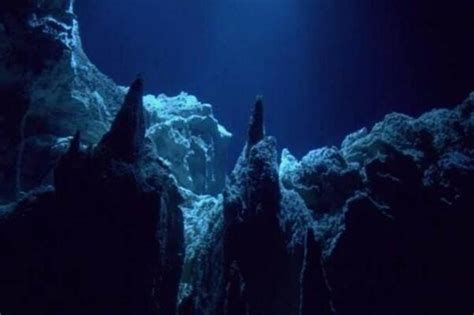 世界上最深的井，井口92厘米，深度卻達12262米，井底遍布黃金 - 每日頭條