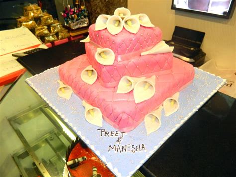 Wedding & Anniversary Cakes