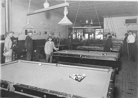 pool hall queens