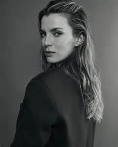 Oh Betty! How Betty Gilpin Is Taking Over the Lead Role in Broadway ...