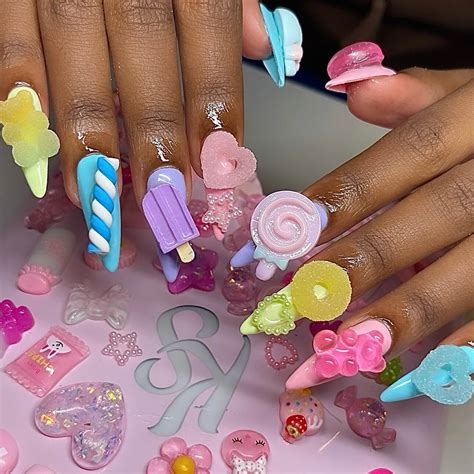 21 Cutest Candy Nails - Sparkling Boy Ideas