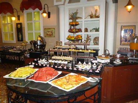 MAIN STREET - THE RESIDENCY TOWERS, Chennai (Madras) - Thyagaraya Nagar ...