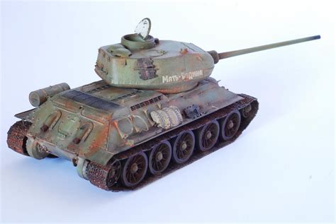 T34建造超8万辆，二战经典坦克实力不俗，成为东线战场主力_腾讯新闻