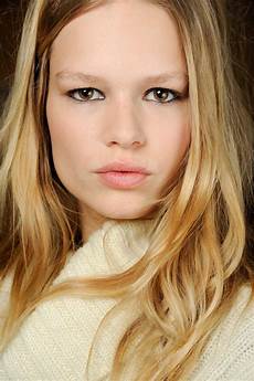Honey Hair Colors by Honey Hair Color Gorgeous Shades To Check Out Honey Hair Colors